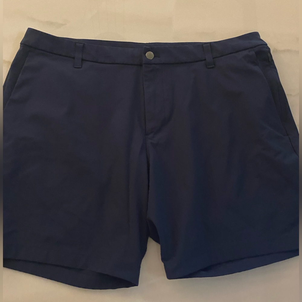 Lulumelon Mens 38 Classic Commission Shorts- Navy -7’’